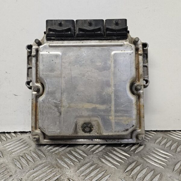 CENTRALITA MOTOR UCE RENAULT TRAFIC II FURGÓN [02810106328]