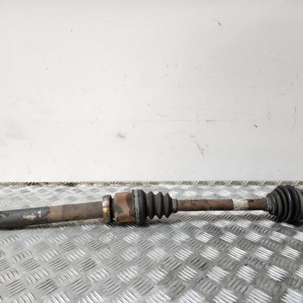 TRANSMISION DELANTERA DERECHA FORD FOCUS BERLINA (CB8) [AV613B436HA]