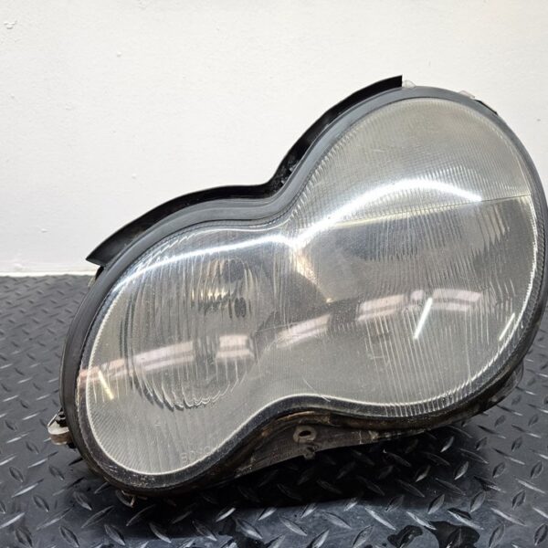 FARO IZQUIERDO MERCEDES-BENZ CLASE C (BM 203) BERLINA [A2038200161]