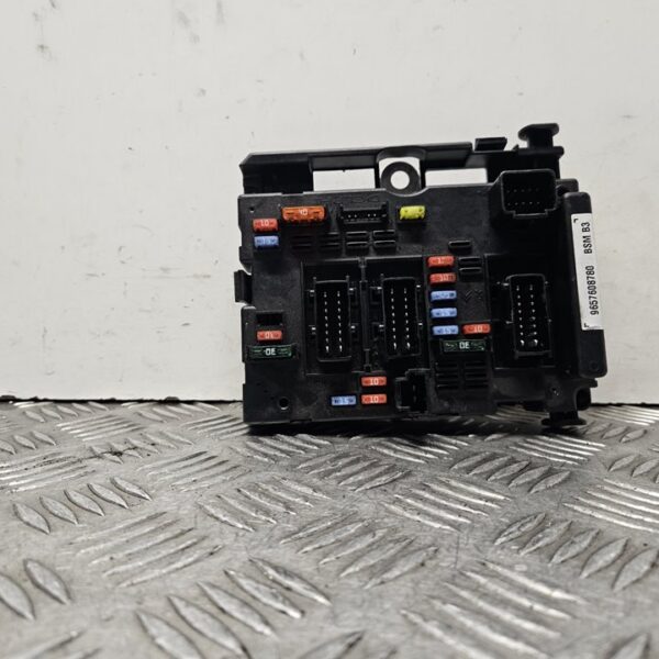 CAJA RELES / FUSIBLES CITROEN XSARA PICASSO [9657608780]