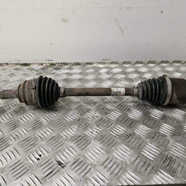 TRANSMISION DELANTERA IZQUIERDA FORD FIESTA (CNN) [8V513B437CD]