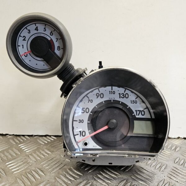 CUADRO INSTRUMENTOS TOYOTA AYGO (KGB/WNB) [838000H023]