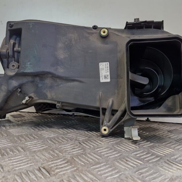 SOPORTE FILTRO AIRE MERCEDES-BENZ CLASE C (BM 205) COUPE [A6510900600]