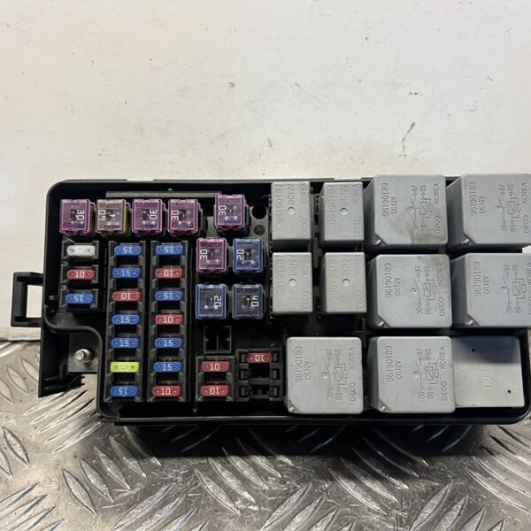 CAJA RELES / FUSIBLES CHEVROLET LACETTI [J200AS4]