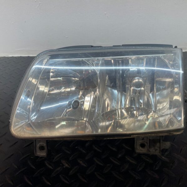 FARO IZQUIERDO VOLKSWAGEN POLO III (6N1) [6N1941015AD]