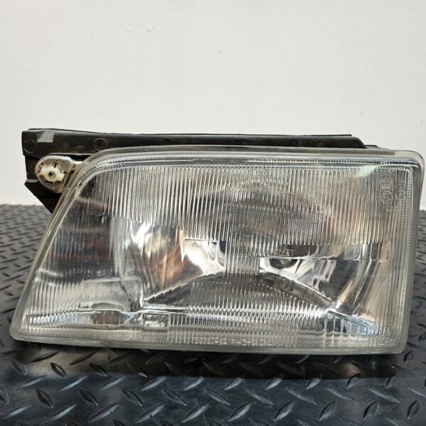 FARO IZQUIERDO OPEL KADETT E [90008019]