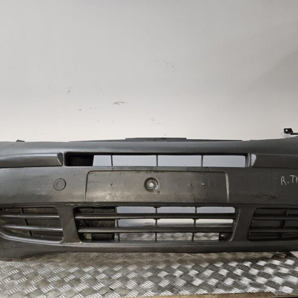 PARAGOLPES DELANTERO RENAULT TRAFIC II FURGÓN [7700312785]