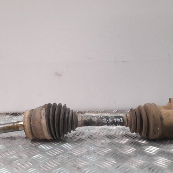 TRANSMISION DELANTERA DERECHA NISSAN PICKUP (D22) [YD25]