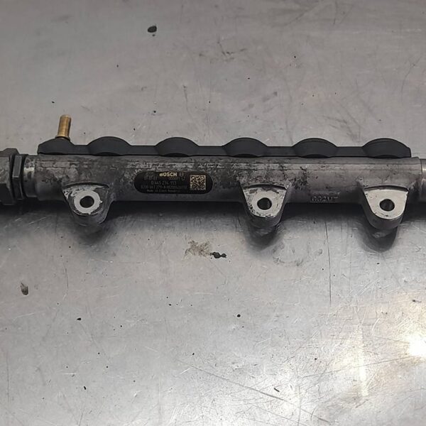 RAMPA INYECTORA NISSAN PRIMASTAR (X83) [0445214153]