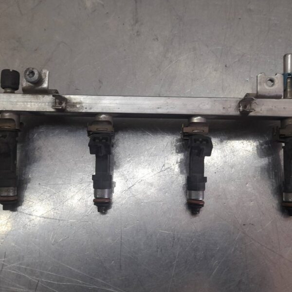 RAMPA INYECTORA OPEL CORSA C [0280158501]