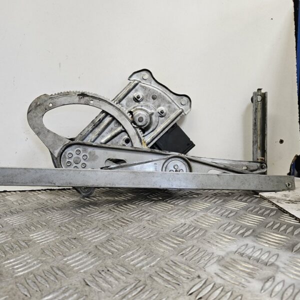 ELEVALUNAS DELANTERO DERECHO RENAULT MEGANE III BERLINA 5P [807300004R]