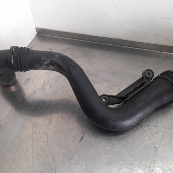 TUBO VOLKSWAGEN GOLF V (1K1)(10.2003) [1K0145762P]