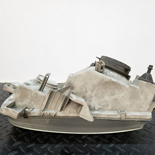 FARO DERECHO NISSAN SERENA (C23M) [7R572]