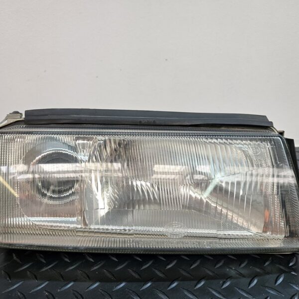 FARO DERECHO SKODA OCTAVIA BERLINA (1U2) [24608600]