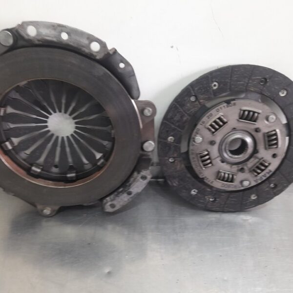 KIT EMBRAGUE RENAULT CLIO II FASE II (B/CB0) [D7F720]