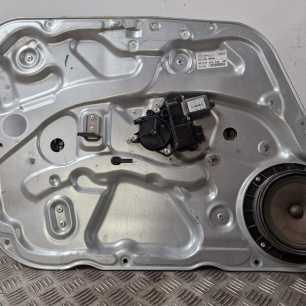 ELEVALUNAS DELANTERO IZQUIERDO HYUNDAI I30 (FD) [824502R010]