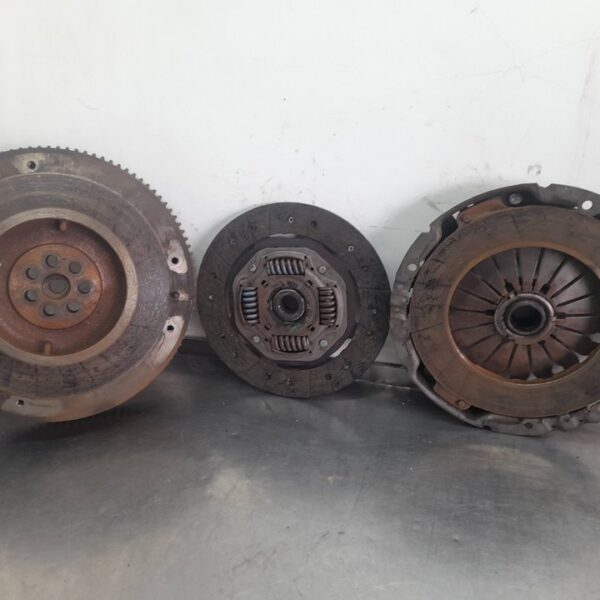 KIT EMBRAGUE IVECO DAILY KOMBI [F1AE0481C]