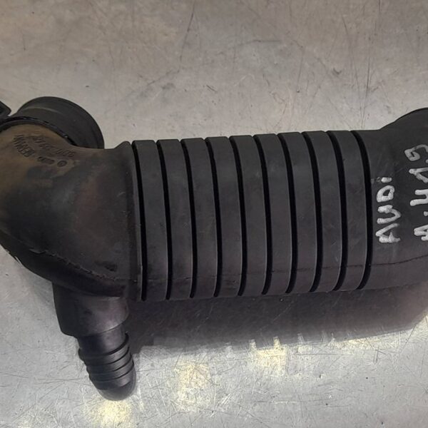 TUBO VOLKSWAGEN PASSAT VARIANT (3B5) [8D0129615J]