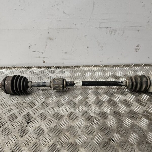 TRANSMISION DELANTERA DERECHA CHEVROLET AVEO HATCHBACK [96832204]