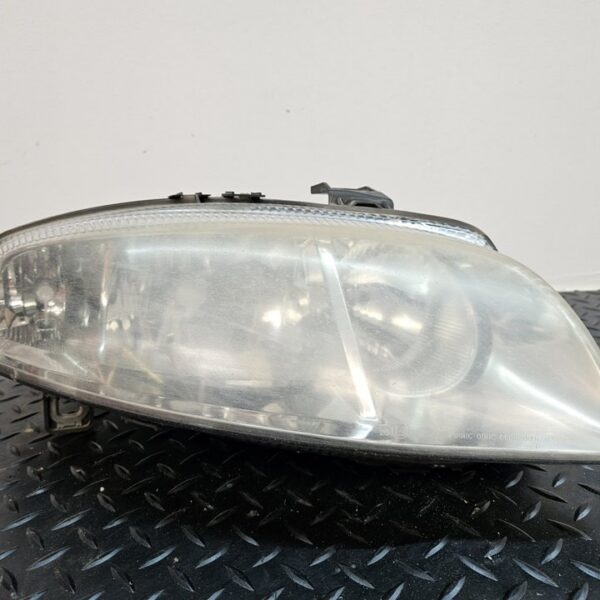 FARO DERECHO ALFA ROMEO GT (125) [60681583]