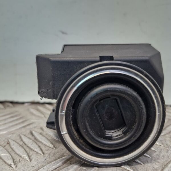 CONMUTADOR DE ARRANQUE MERCEDES-BENZ CLASE E (BM 210) FAMILIAR [2085450108]