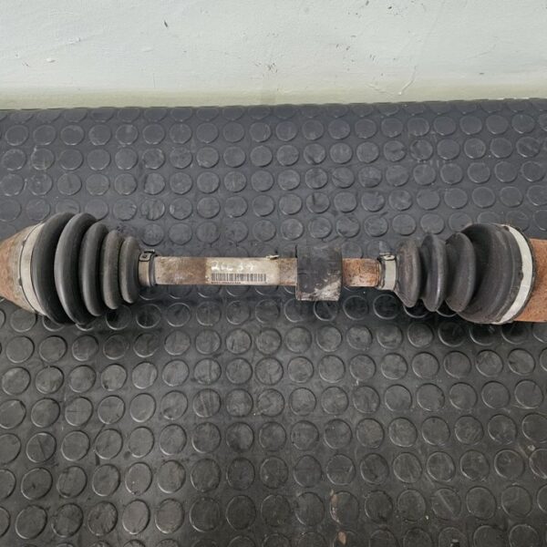 TRANSMISION DELANTERA IZQUIERDA FORD FIESTA (CB1) [8V513B437HA]