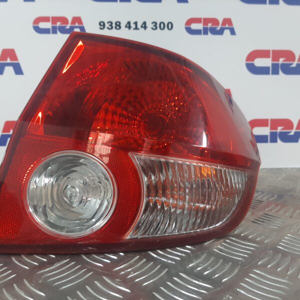 PILOTO TRASERO DERECHO HYUNDAI GETZ (TB) [G4EA]