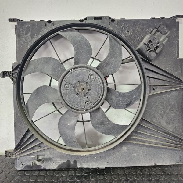 ELECTROVENTILADOR MERCEDES-BENZ VITO BASIC-KOMBI (639) [A4479060112]