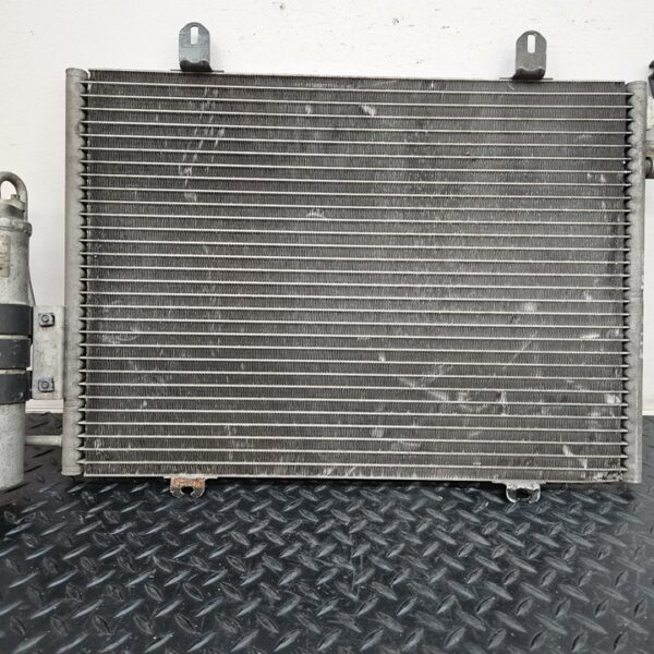 CONDENSADOR / RADIADOR AIRE ACONDICIONADO RENAULT CLIO II FASE I (B/CB0) [7700414103]