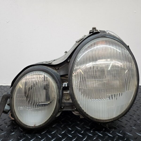 FARO IZQUIERDO MERCEDES-BENZ CLASE E (BM 210) BERLINA [144869]