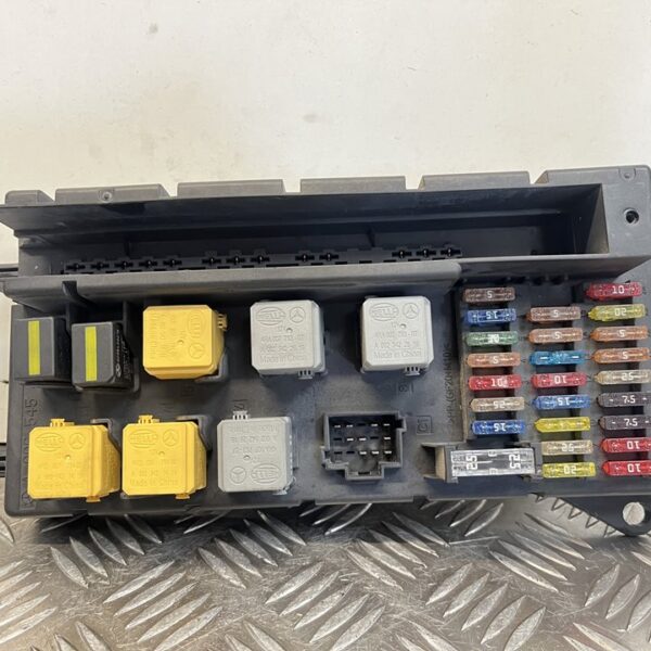 CAJA RELES / FUSIBLES MERCEDES-BENZ SPRINTER II FURGÓN [A9065454001]