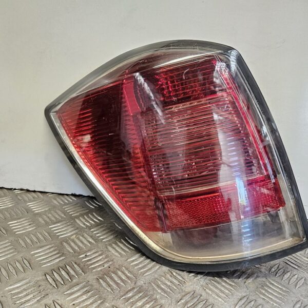 PILOTO TRASERO IZQUIERDO OPEL ASTRA H BERLINA [11A510D]