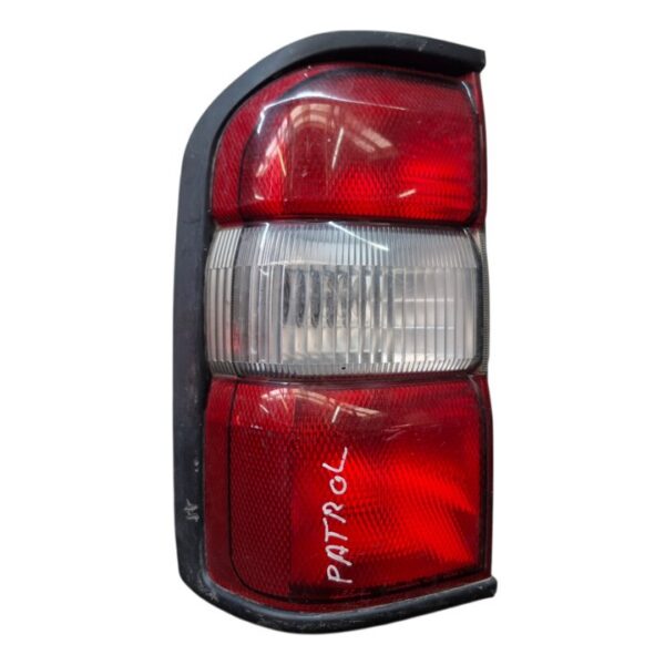 PILOTO TRASERO IZQUIERDO NISSAN PATROL GR (Y61) [26550VB225]