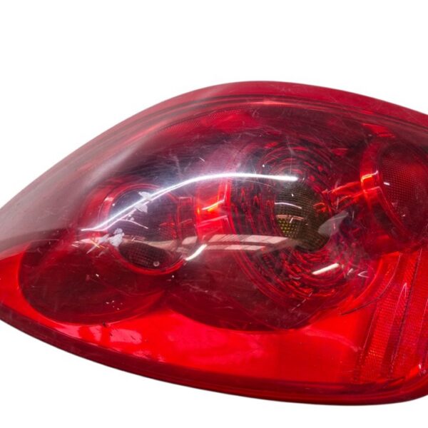 PILOTO TRASERO IZQUIERDO NISSAN PRIMERA BERLINA (P12) [26555AU210]