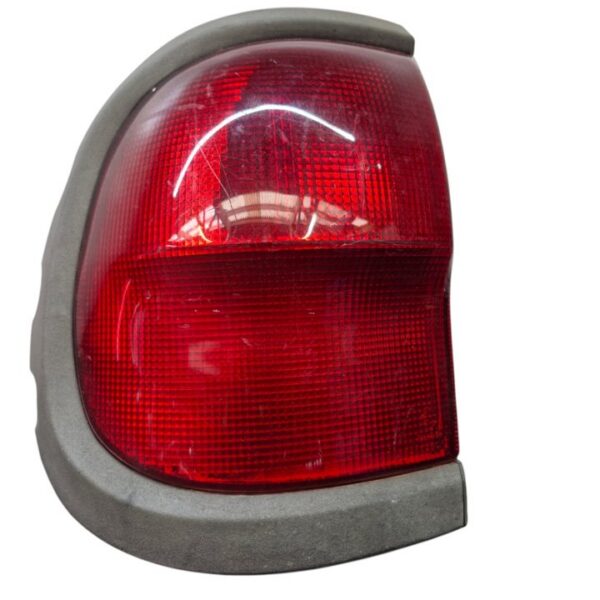 PILOTO TRASERO IZQUIERDO NISSAN TERRANO II (R20) [268550X000]