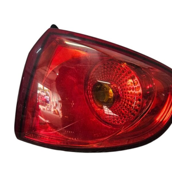 PILOTO TRASERO DERECHO SEAT ALTEA (5P1) [5P0945096J]