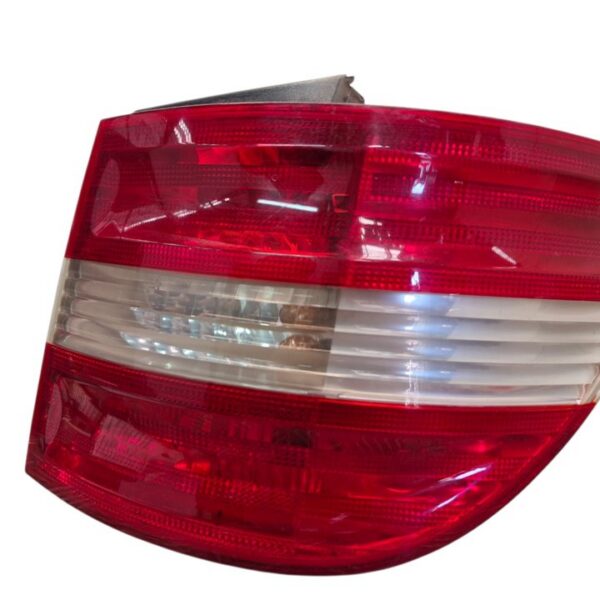 PILOTO TRASERO DERECHO MERCEDES-BENZ CLASE B (BM 245) [A1698202664]