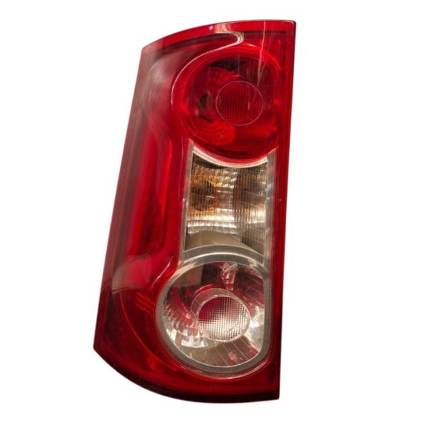 PILOTO TRASERO IZQUIERDO DACIA LOGAN 1 [8200413996]