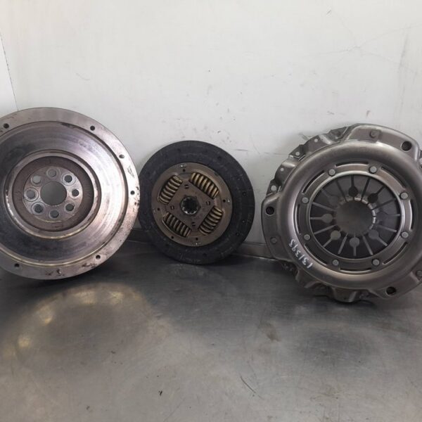 KIT EMBRAGUE BMW SERIE 3 BERLINA (E46) [204D1]