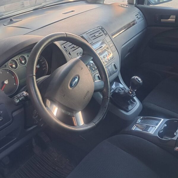 FORD FOCUS BERLINA (CAP) [Ghia]