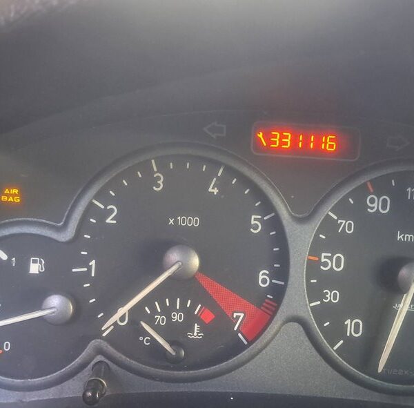 PEUGEOT 206 SW [X-LINE]