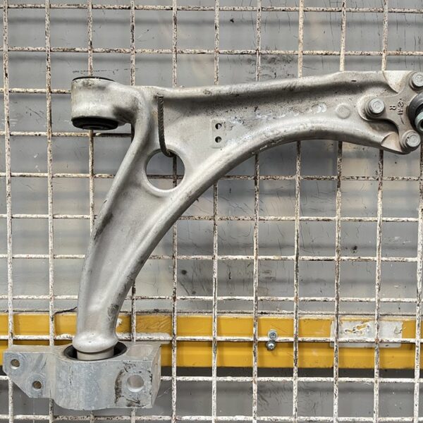 BRAZO SUSPENSION INFERIOR DELANTERO IZQUIERDO AUDI Q3 (8UB) [3C0407151H]