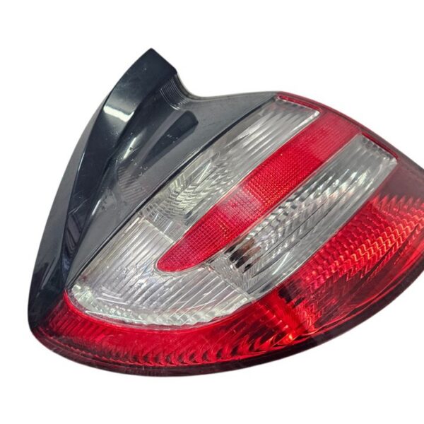 PILOTO TRASERO IZQUIERDO MERCEDES-BENZ CLASE C (BM 203) BERLINA [27740701]