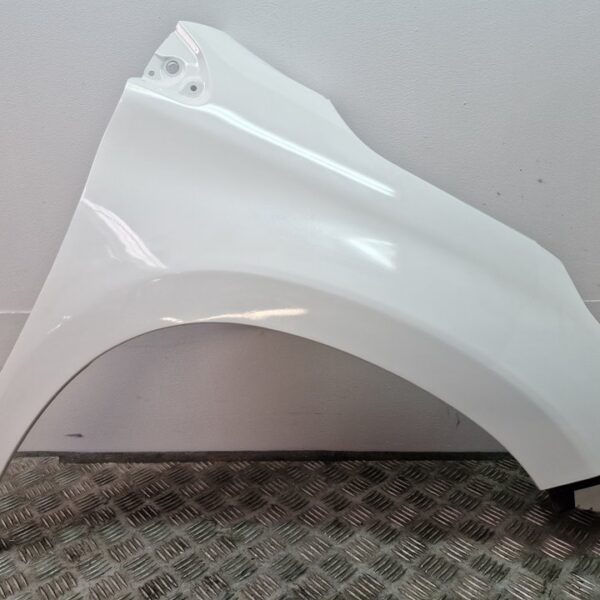 ALETA DELANTERA DERECHA PEUGEOT 2008 [SIN REF]