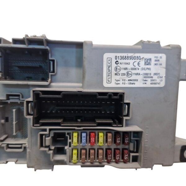 CAJA RELES / FUSIBLES PEUGEOT BIPPER TEPEE [01368890080]