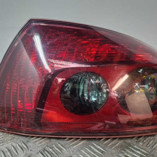 PILOTO TRASERO DERECHO PEUGEOT 407 [6351GC]