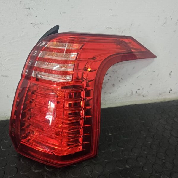 PILOTO TRASERO DERECHO PEUGEOT 5008 [9672666680]