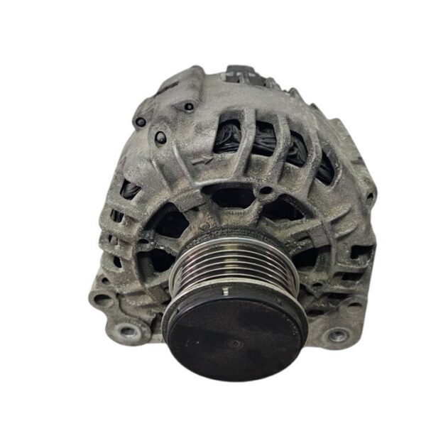 ALTERNADOR VOLKSWAGEN POLO IV (9N1) [038903018Q]