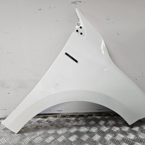 ALETA DELANTERA DERECHA RENAULT MEGANE III BERLINA 5P [8200993339]