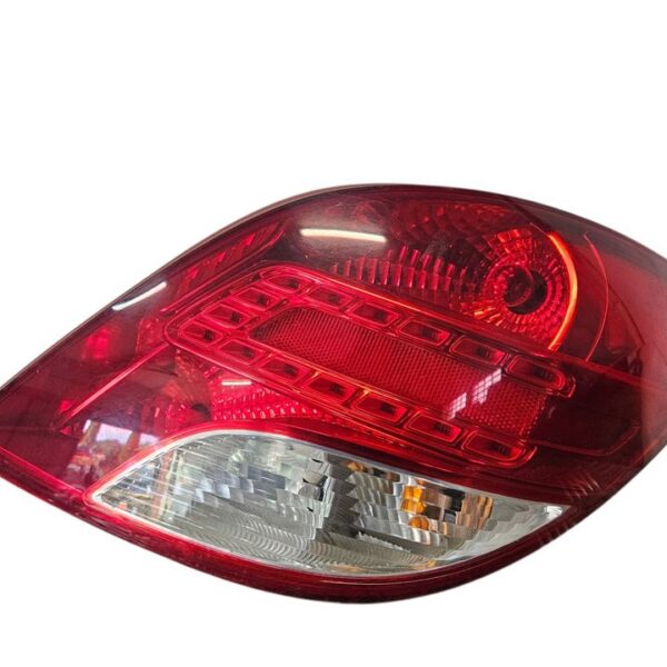 PILOTO TRASERO DERECHO PEUGEOT 207 [9686565980]